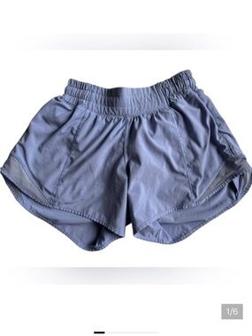 Lululemon Athletica lilac hotty hot 4” inseam